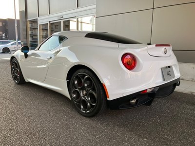2015 ALFA Romeo 4C 缩略图 16