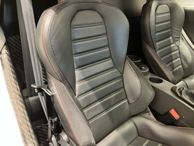 2015 ALFA Romeo 4C 照片 80