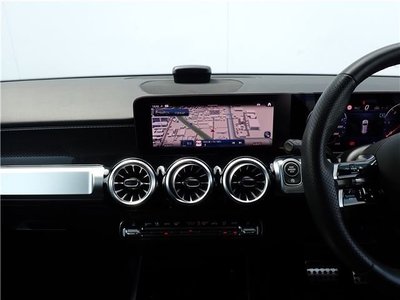 2024 Mercedes-BENZ GLB — миниатюра 25
