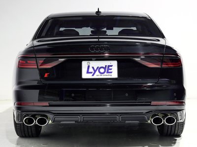 AUDI S8 - 6