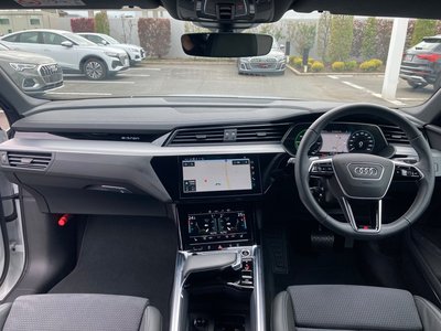 AUDI E-TRON SPORTBACK - 4