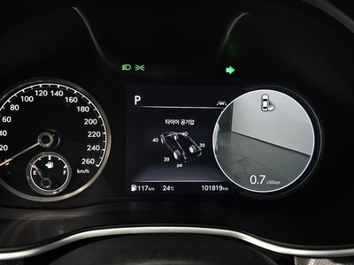 صورة 8 لـ 2020 GENESIS G80 (RG3)