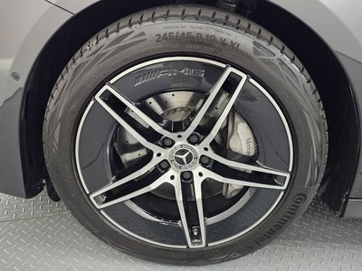 MERCEDES-BENZ E-CLASS - 6