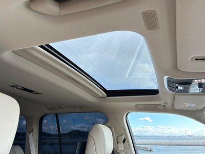 TOYOTA LAND CRUISER 300 - 4