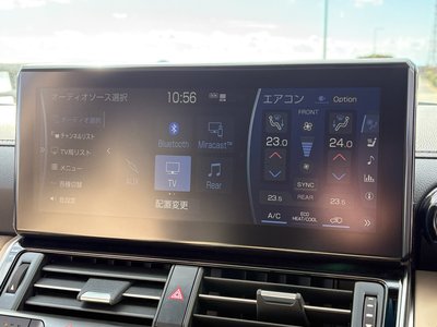 TOYOTA LAND CRUISER 300 - 2