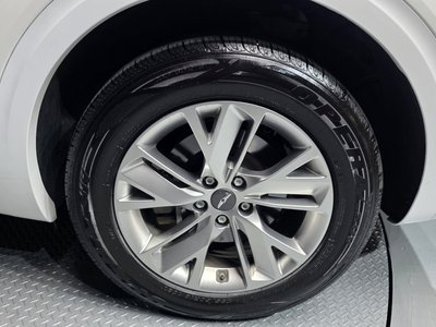 2021 Genesis GV70 photo 8