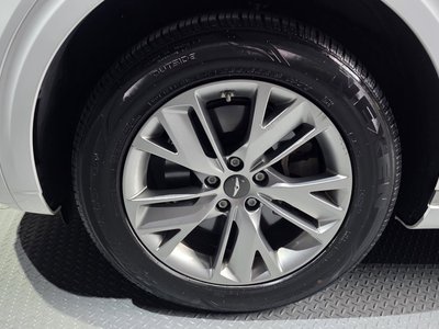 2021 Genesis GV70 photo 6