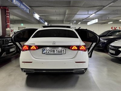 MERCEDES-BENZ E-CLASS - 5