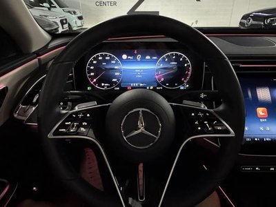 MERCEDES-BENZ E-CLASS - 3