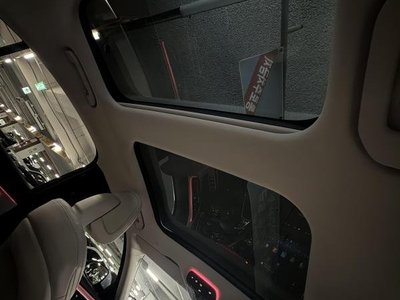MERCEDES-BENZ E-CLASS - 7