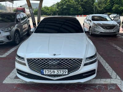 GENESIS G80 (RG3) - 1