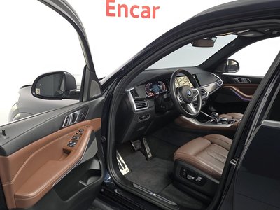 صورة 10 لـ 2023 BMW X5