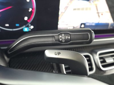 MERCEDES-BENZ GLE - 9