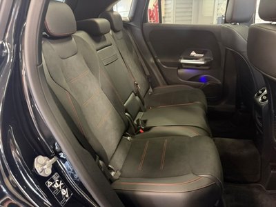 MERCEDES-BENZ GLA - 10