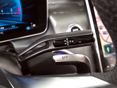 MERCEDES-BENZ GLC - 9