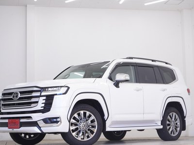 TOYOTA LAND CRUISER 300 - 8