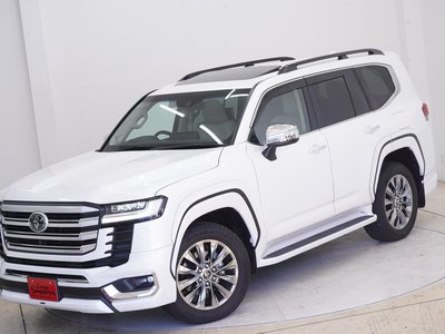 TOYOTA LAND CRUISER 300 - 9