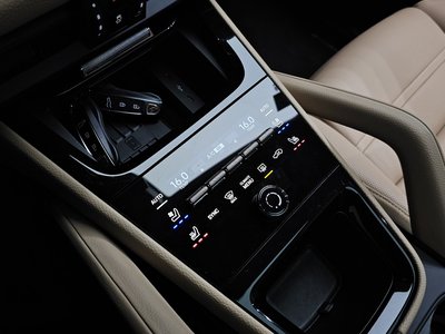 2025 Porsche CAYENNE 缩略图 23