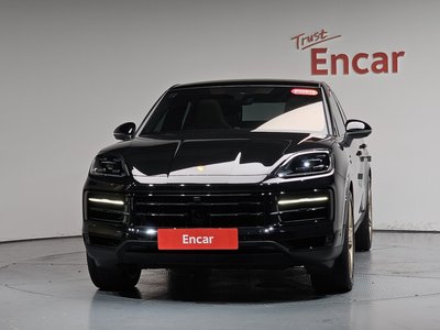 2025 Porsche CAYENNE 照片 3