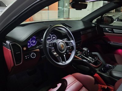 PORSCHE CAYENNE - 7