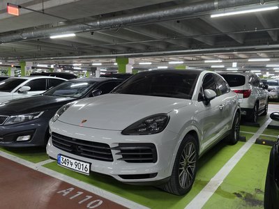 PORSCHE CAYENNE - 1