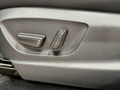 صورة مصغرة 52 لـ 2024 Toyota CROWN SPORT