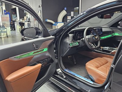 2025 BMW 7 SERIES — миниатюра 13