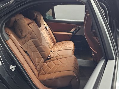 2025 BMW 7 SERIES — миниатюра 17