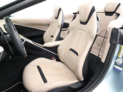 FERRARI ROMA SPIDER - 4