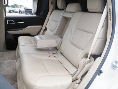 2023 Toyota LAND CRUISER 300 — миниатюра 29
