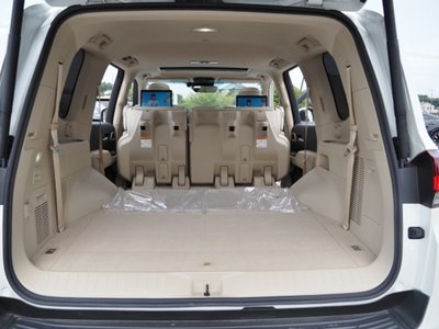 2023 Toyota LAND CRUISER 300 — миниатюра 40