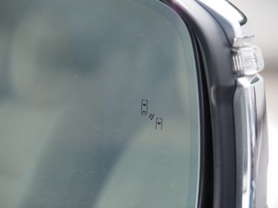 2023 Toyota LAND CRUISER 300 — миниатюра 49