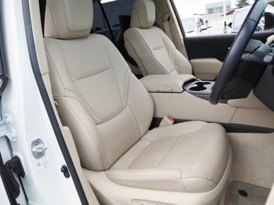 2023 Toyota LAND CRUISER 300 — миниатюра 23