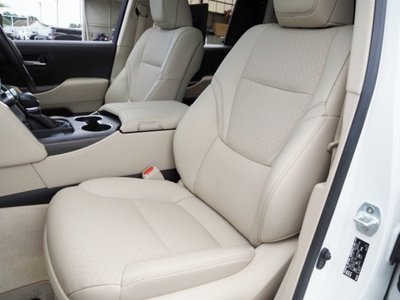 2023 Toyota LAND CRUISER 300 — миниатюра 25