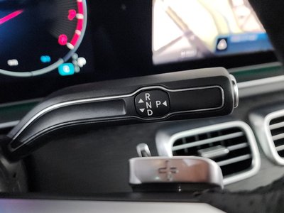 MERCEDES-BENZ GLS - 9