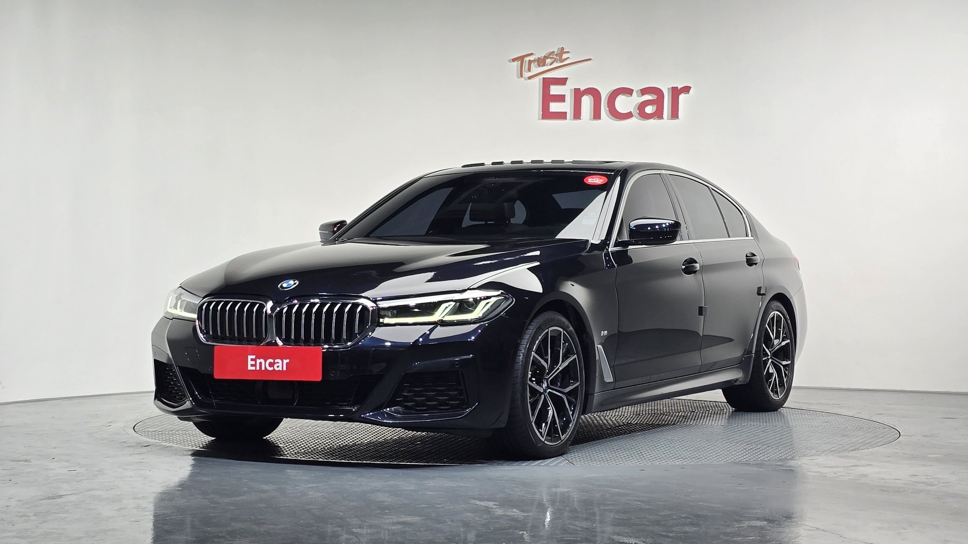 BMW 5 SERIES - View 1