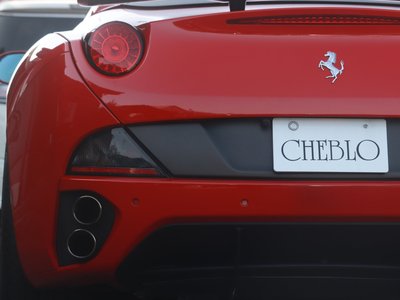 FERRARI CALIFORNIA - 8