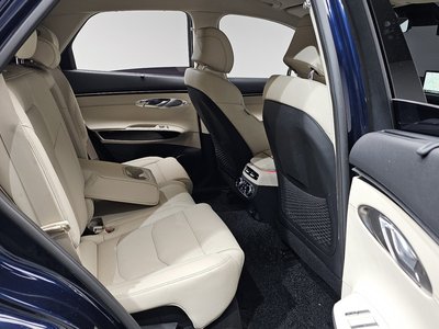 2021 Genesis GV70 thumbnail 24