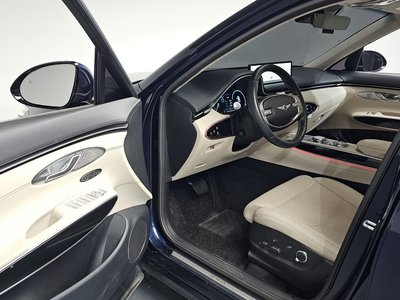 2021 Genesis GV70 thumbnail 13