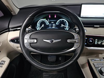 2021 Genesis GV70 thumbnail 19