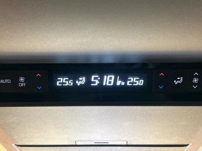 2024 Toyota ALPHARD 缩略图 60