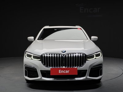 2021 BMW 7 SERIES 照片 2