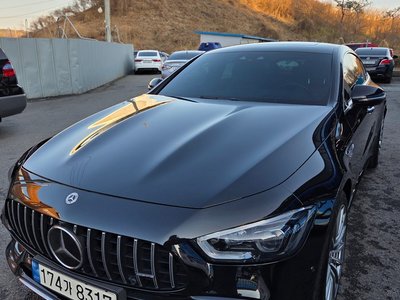 MERCEDES-BENZ GT AMG