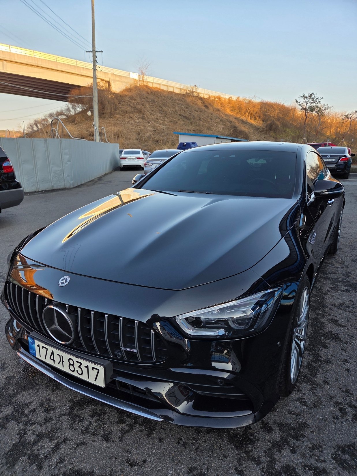 MERCEDES-BENZ GT AMG - View 1