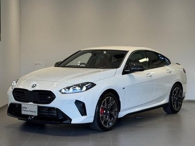 2025 BMW 2 SERIES 照片 1