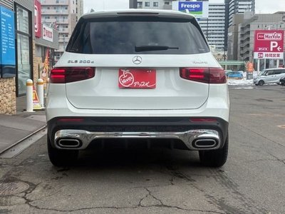 MERCEDES-BENZ GLB - 3