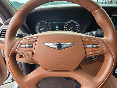 2021 Genesis G90 — миниатюра 11