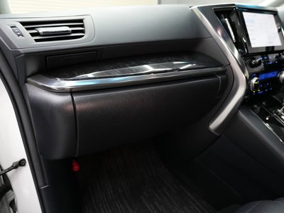 صورة مصغرة 39 لـ 2020 Toyota ALPHARD