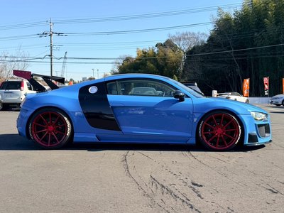 AUDI R8 - 7