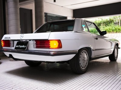 MERCEDES-BENZ SL - 10